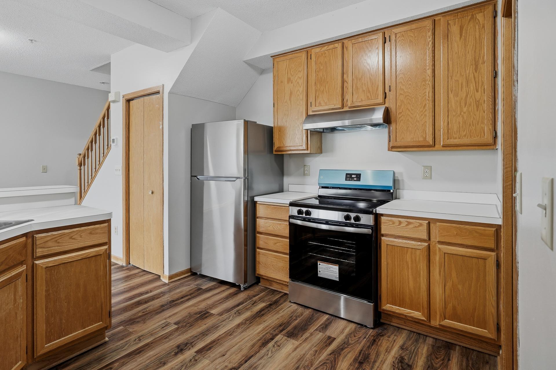 2255 Ranchview Lane N Unit 14 MLS-11.jpg