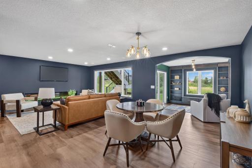 1888 Oakpointe Drive, Waconia, MN 55387