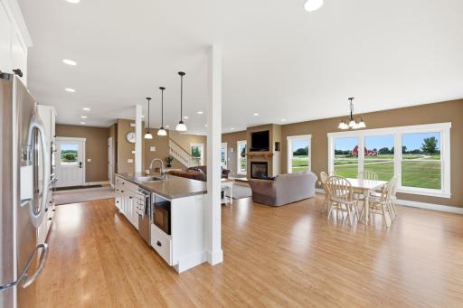 16305 57th Street SE, Kindred, ND 58051