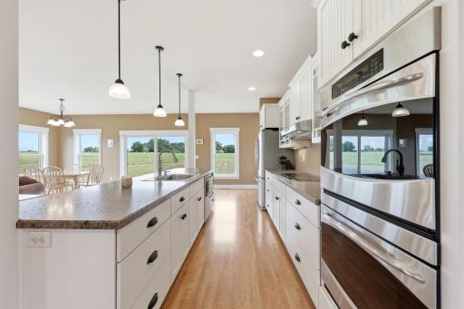 16305 57th Street SE, Kindred, ND 58051