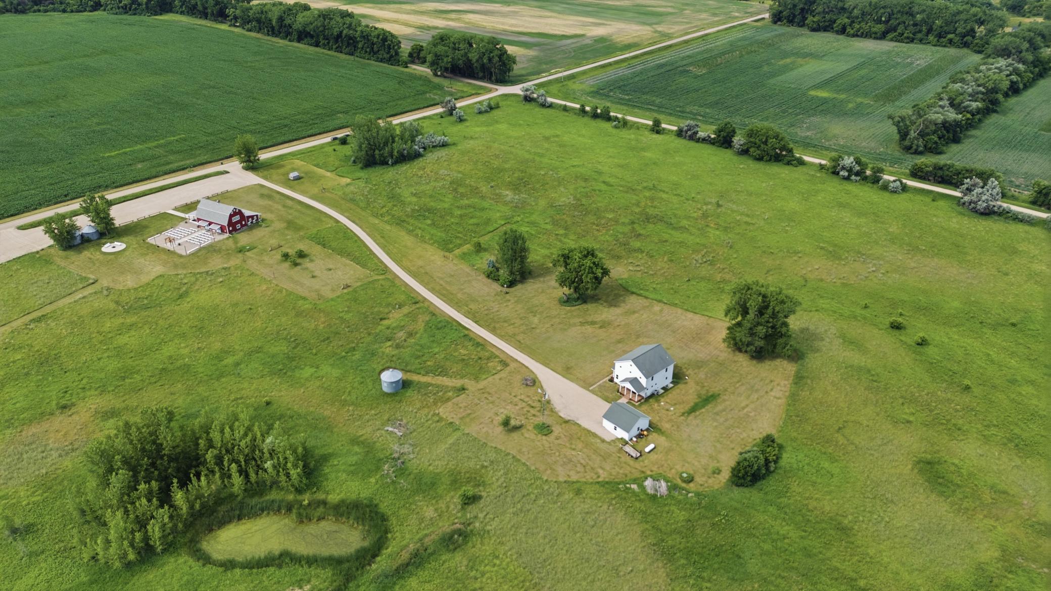 Expansive views in all directions