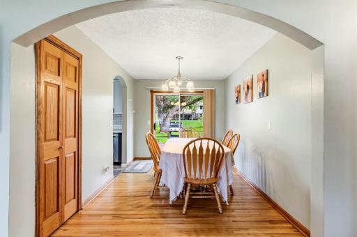 8758 Hamlet Avenue S, Cottage Grove, MN 55016