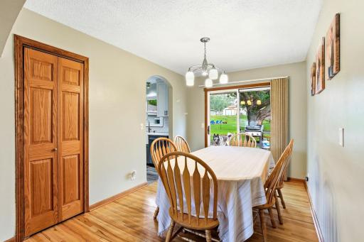 8758 Hamlet Avenue S, Cottage Grove, MN 55016