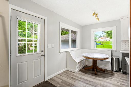 8758 Hamlet Avenue S, Cottage Grove, MN 55016