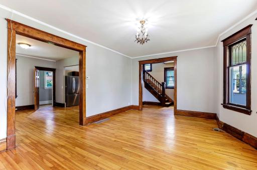 884 Iglehart Avenue, Saint Paul, MN 55104