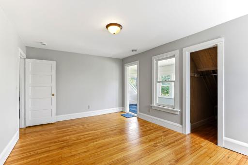 884 Iglehart Avenue, Saint Paul, MN 55104