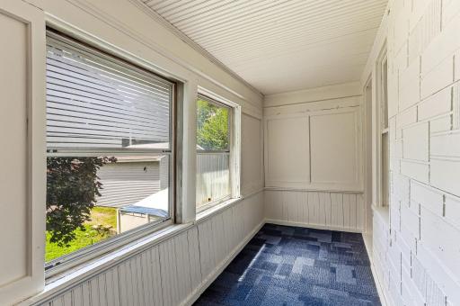884 Iglehart Avenue, Saint Paul, MN 55104