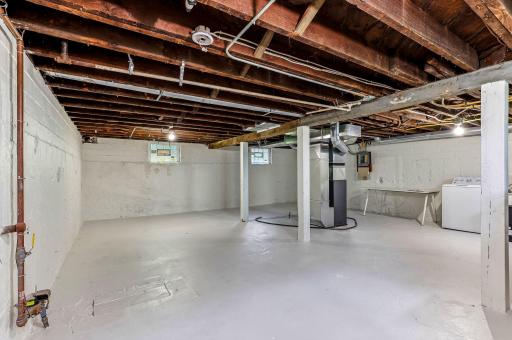 884 Iglehart Avenue, Saint Paul, MN 55104