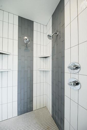 primary bathroom 4 - Copy.jpg