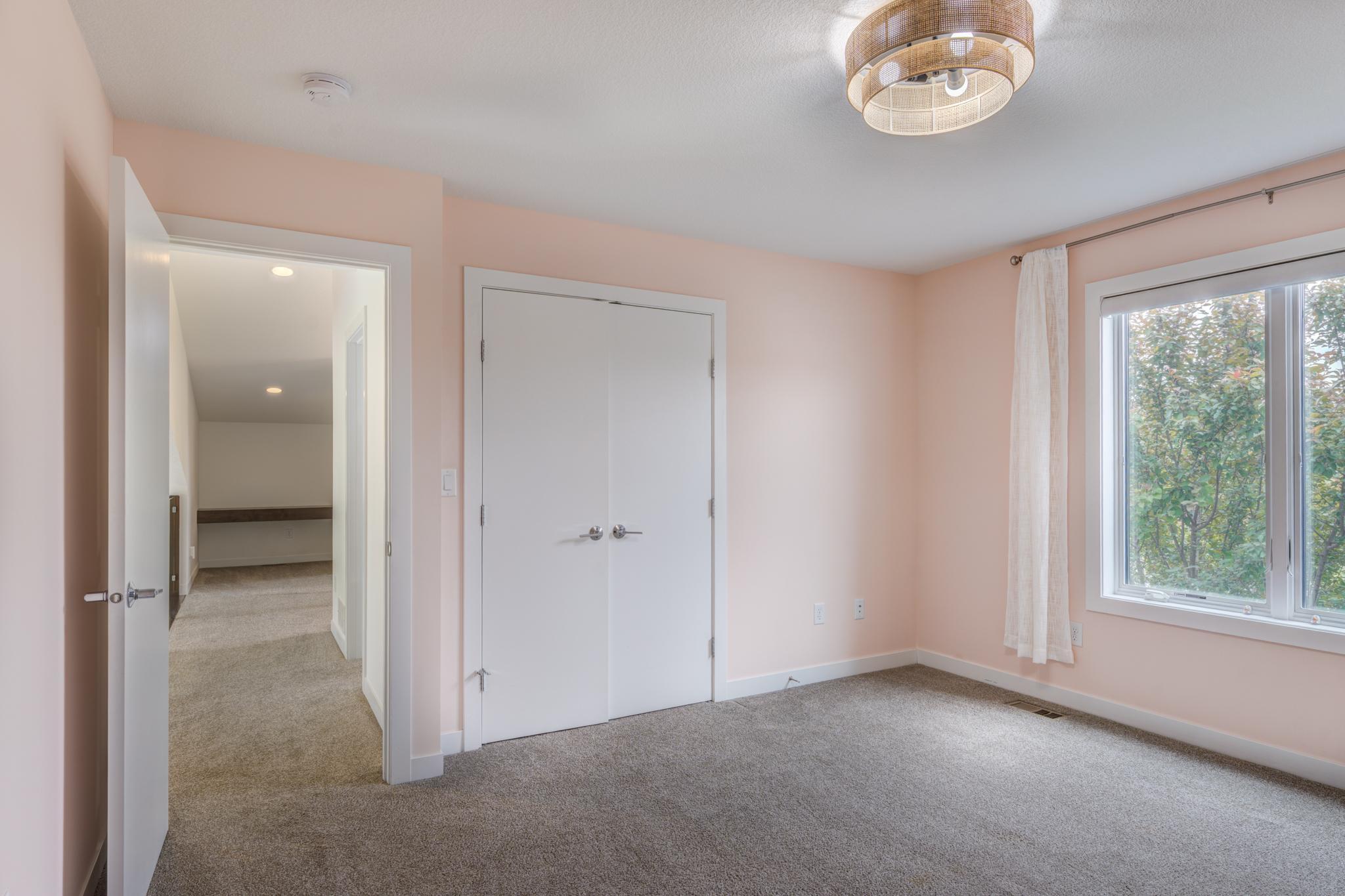 Upstairs room 2
