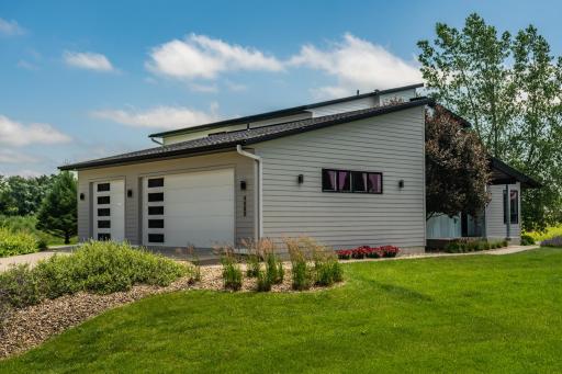 3 car garage view