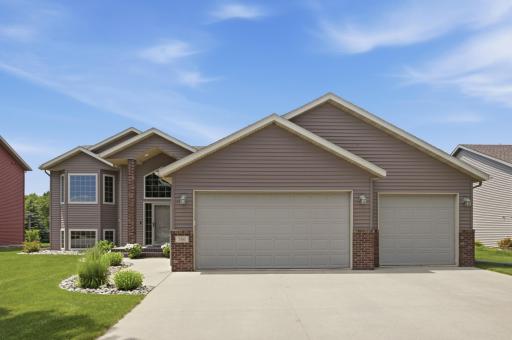 506 8th Street NE, Dilworth, MN 56529