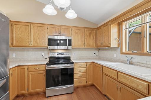 15060 Greene Avenue N, Hugo, MN 55038