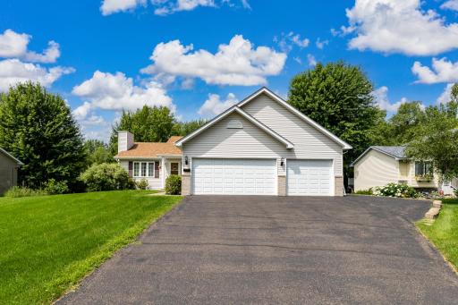 15060 Greene Avenue N, Hugo, MN 55038