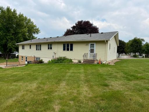 1111 Elm Cove, Luverne, MN 56156