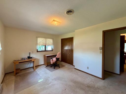 1111 Elm Cove, Luverne, MN 56156