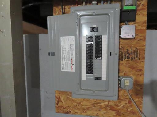 320 breakeer panel.jpg