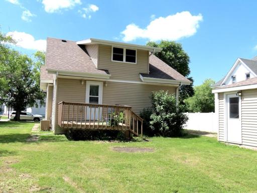 320 back of house.jpg