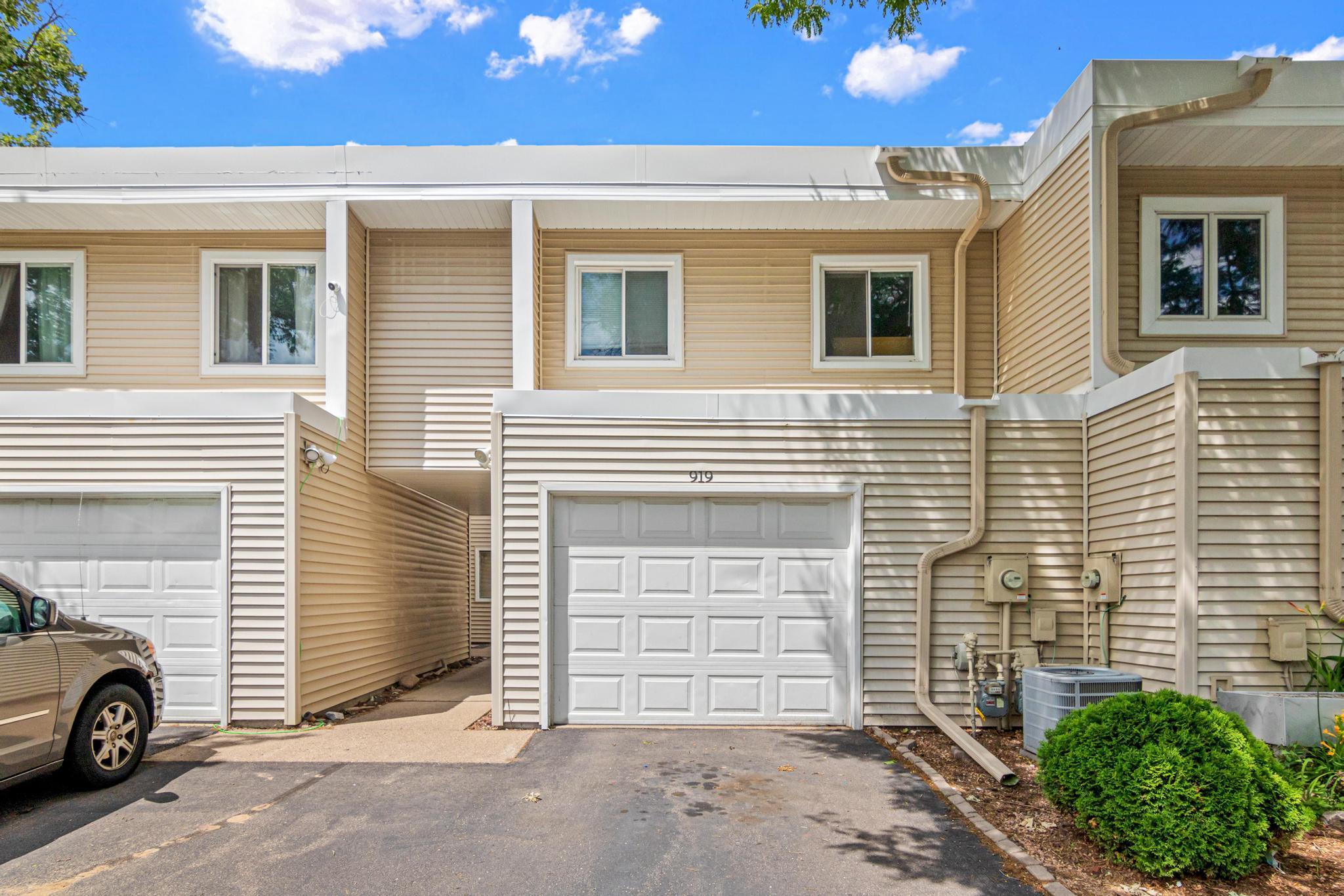 919 120th Ln NW, Minneapolis, MN-1.jpg