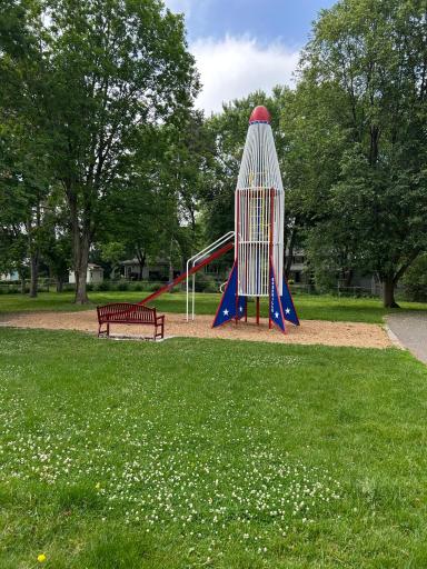 2680 Oxford Street N, 140, Saint Paul, MN 55113