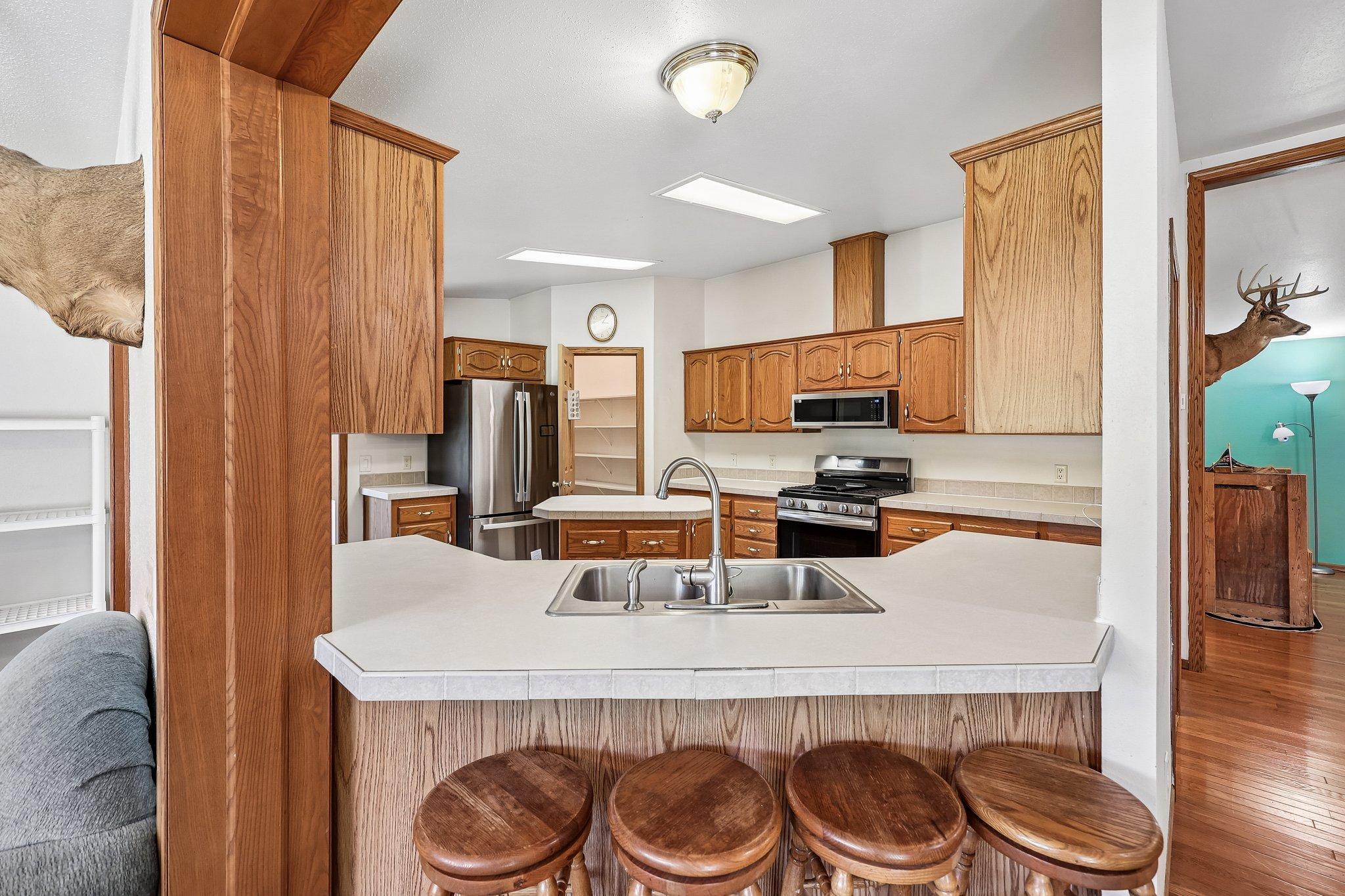 14-web-or-mls-Jasper St NW-S1407-012.jpg
