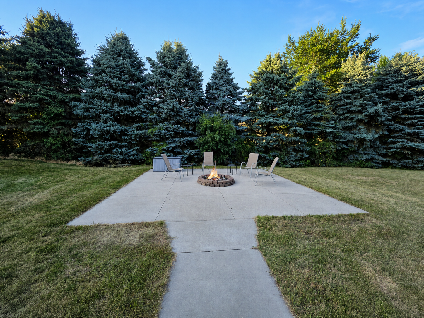 Back Yard Patio & Fire Pit