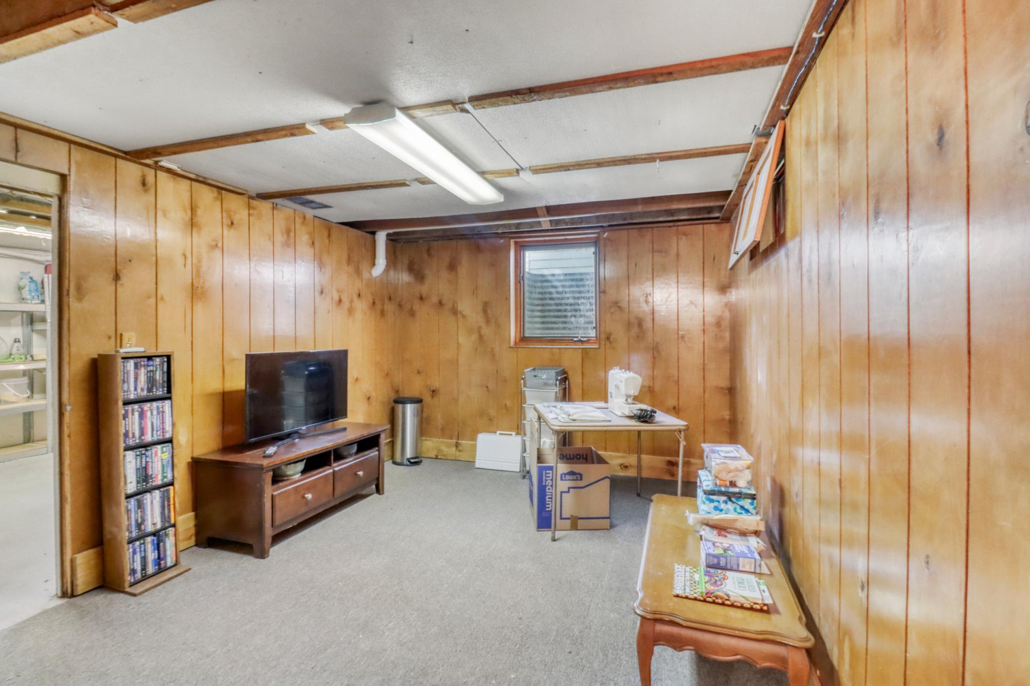 Basement Bedroom1_0.JPG
