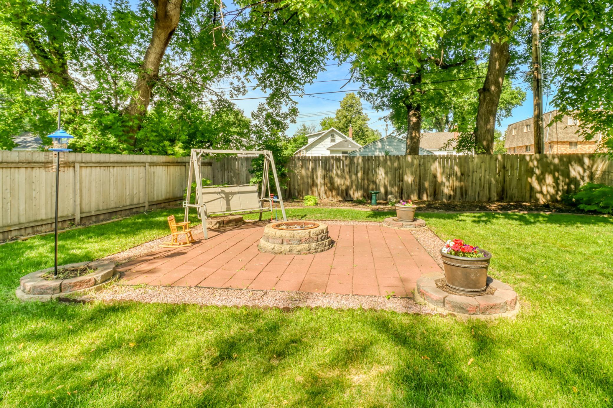 Backyard_firepit.JPG