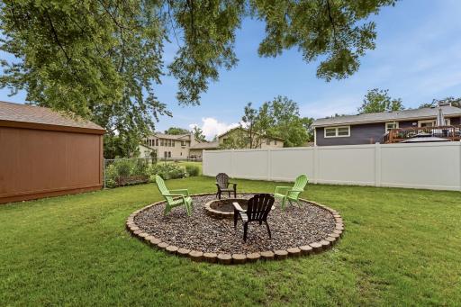 510 16 1/2 Street SE, Rochester, MN 55904