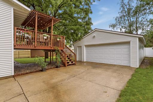 510 16 1/2 Street SE, Rochester, MN 55904