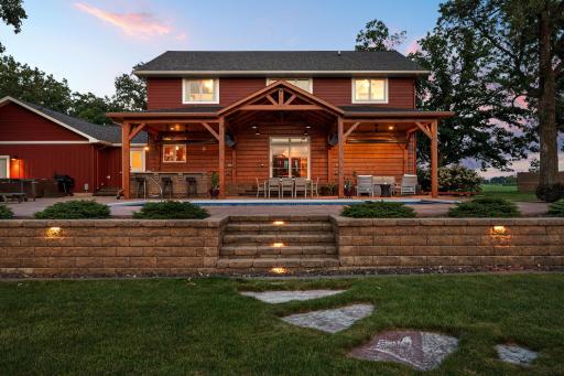 25551 885th Avenue, Austin, MN 55912