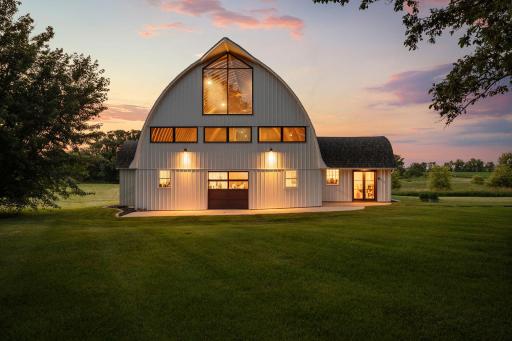 25551 885th Avenue, Austin, MN 55912