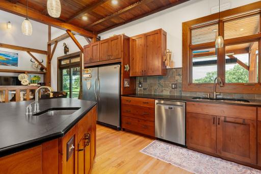 25551 885th Avenue, Austin, MN 55912