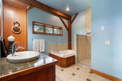 25551 885th Avenue, Austin, MN 55912