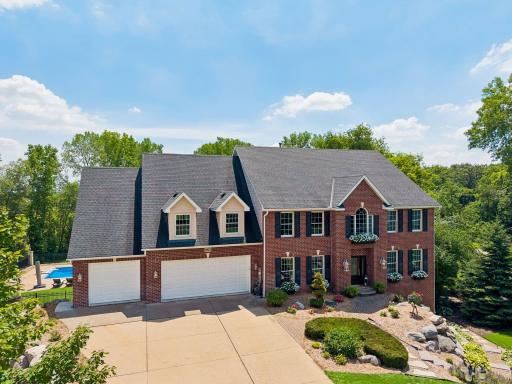 2012 Pine Ridge Drive, West Saint Paul, MN 55118