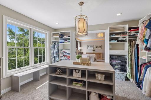2012 Pine Ridge Drive, West Saint Paul, MN 55118