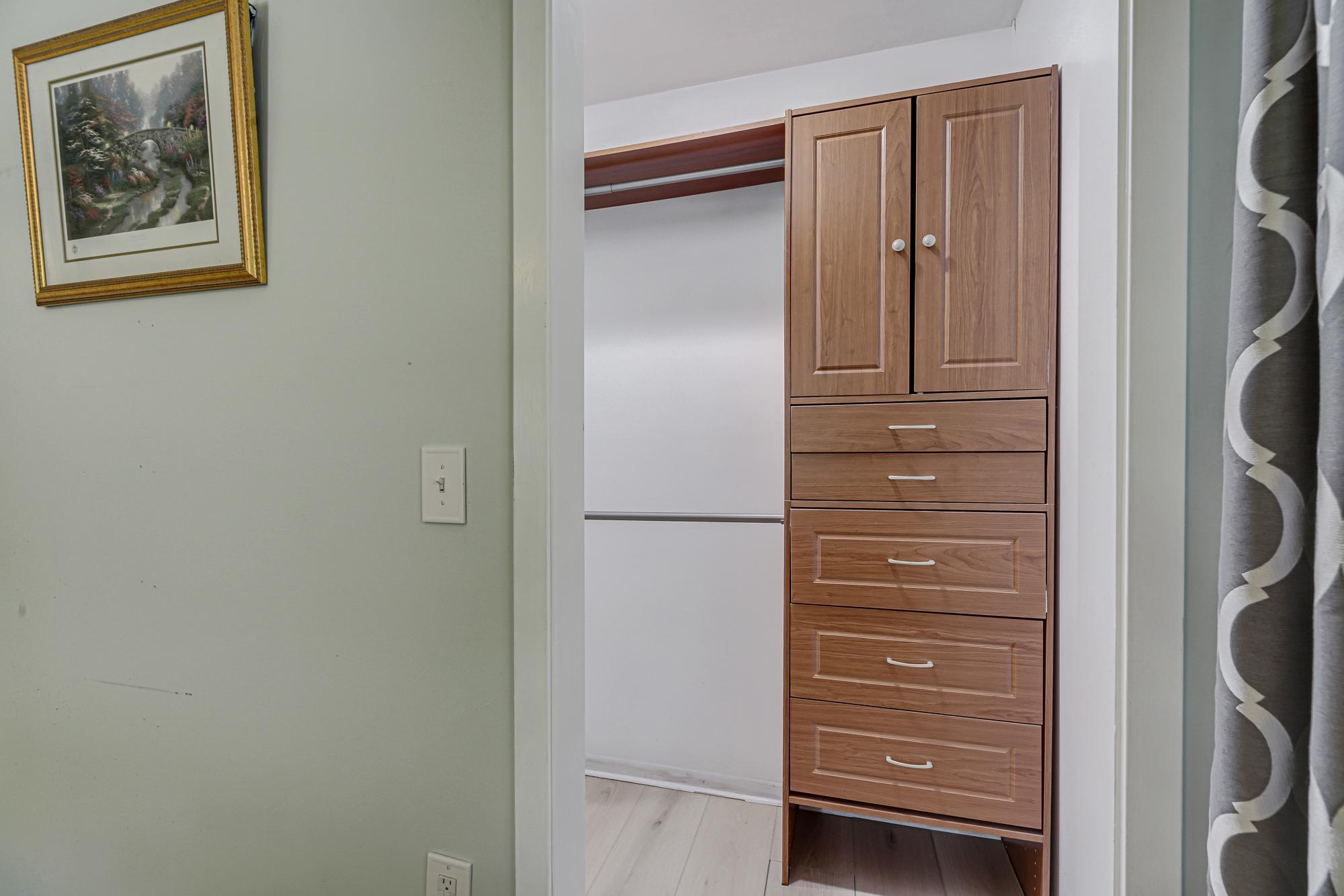 Walk-In-Master-Closet.jpg
