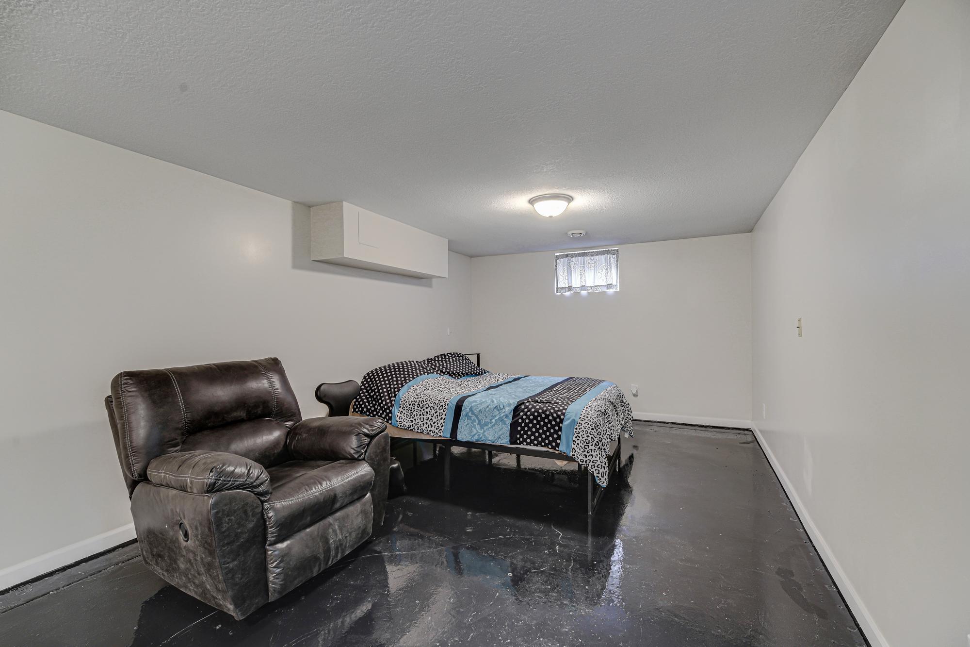 Family-Room-.jpg