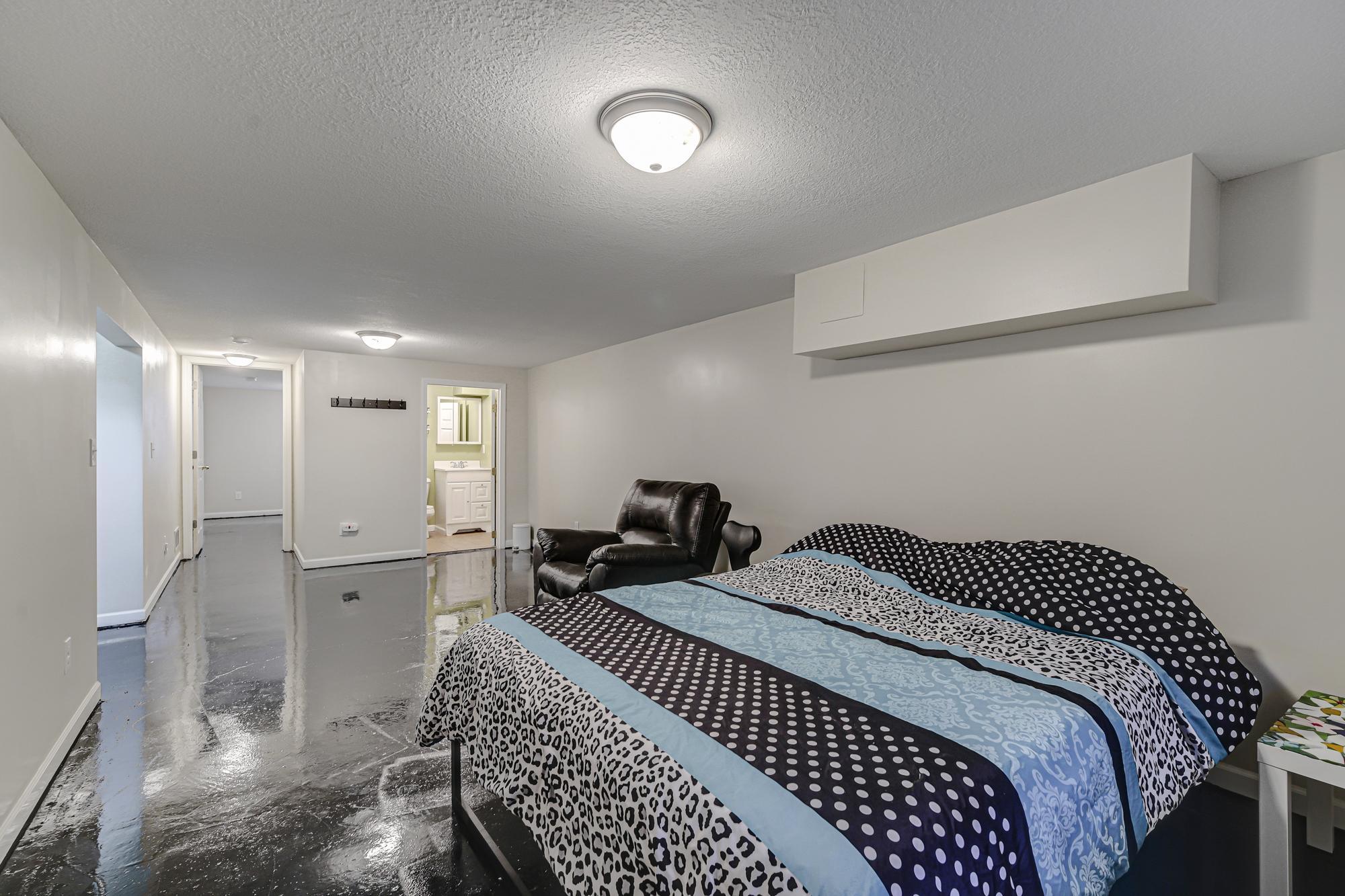 Family-Room--3.jpg