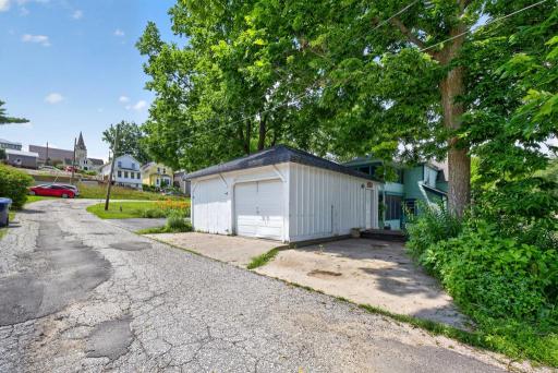 105 Kenilworth Avenue N, Lanesboro, MN 55949