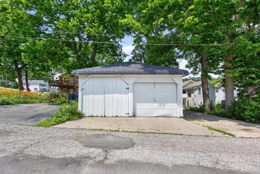 105 Kenilworth Avenue N, Lanesboro, MN 55949
