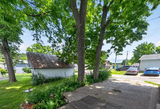 105 Kenilworth Avenue N, Lanesboro, MN 55949