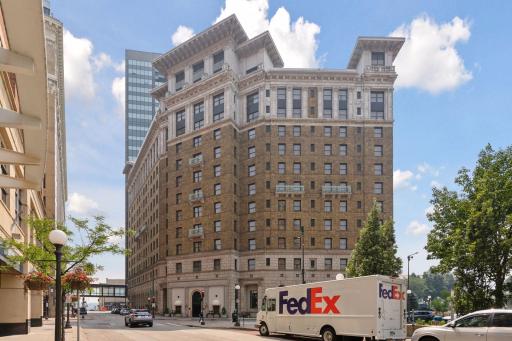 350 Saint Peter Street, 908, Saint Paul, MN 55102