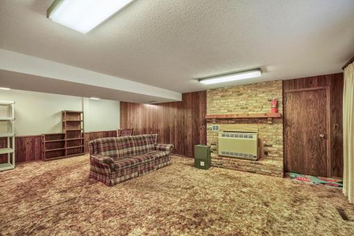 13151 Highway 13 S, Savage, MN 55378