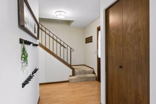 7840 W 100th Street, Minneapolis, MN 55438