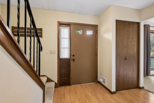 7840 W 100th Street, Minneapolis, MN 55438