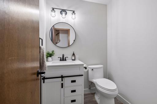 7840 W 100th Street, Minneapolis, MN 55438