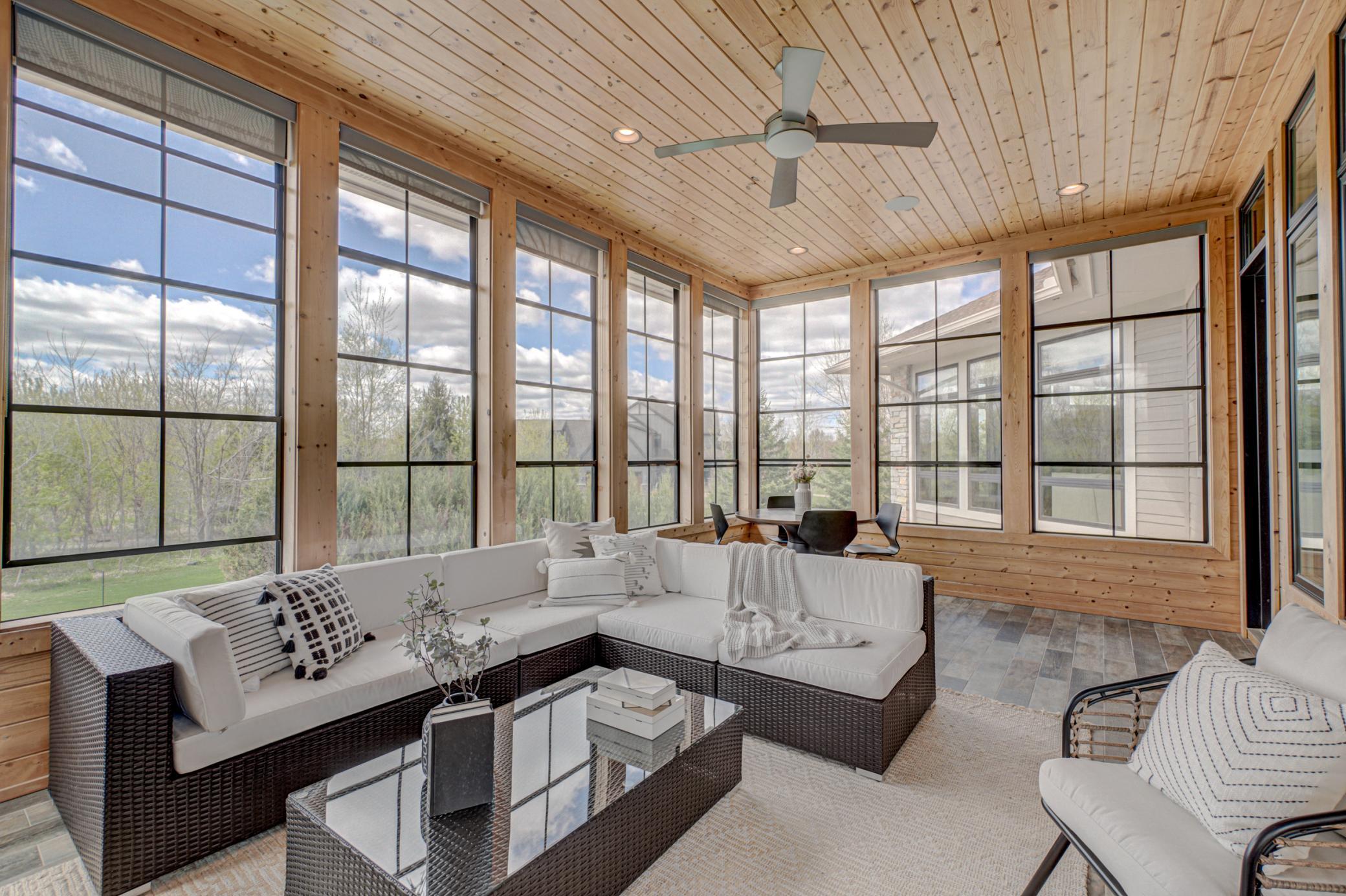 12639 20th St N-52.jpg