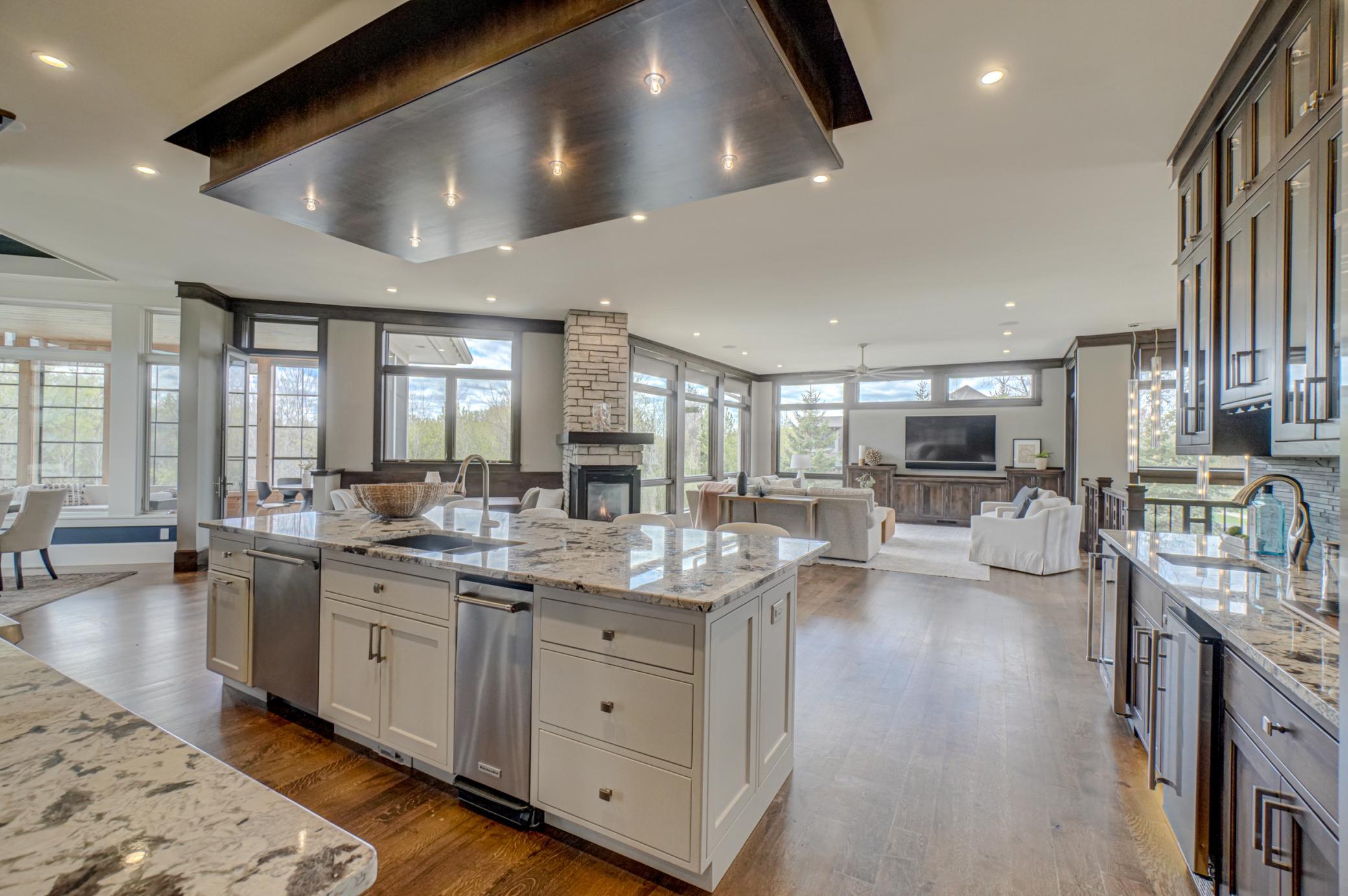 12639 20th St N-35.jpg