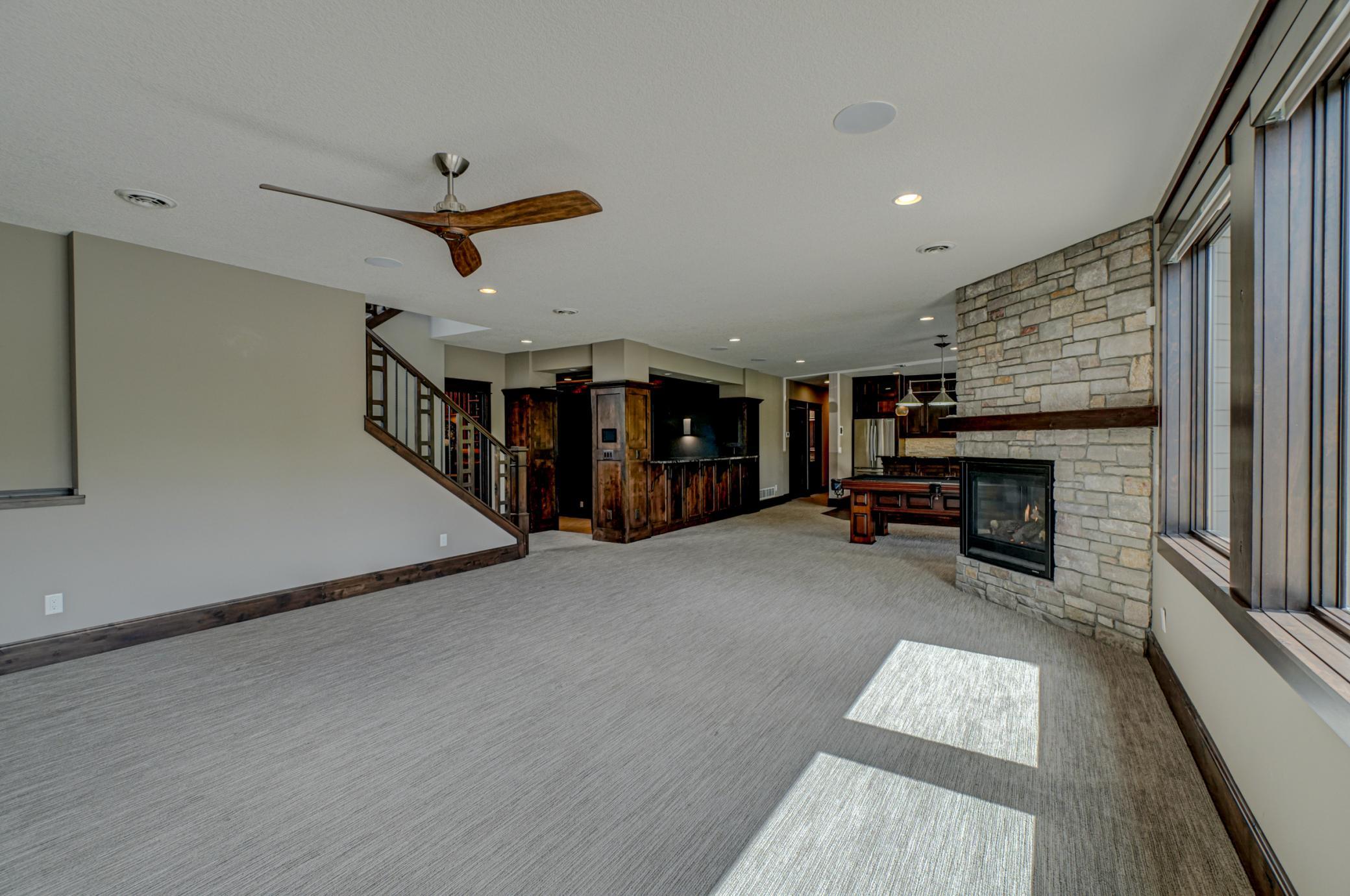 12639 20th St N-91.jpg